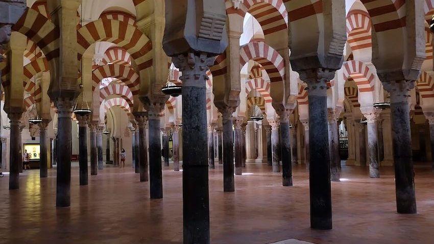 alterrumbo-voyages-espagne-andalousie-cordoue-mosquee-cathedrale-interieur-2